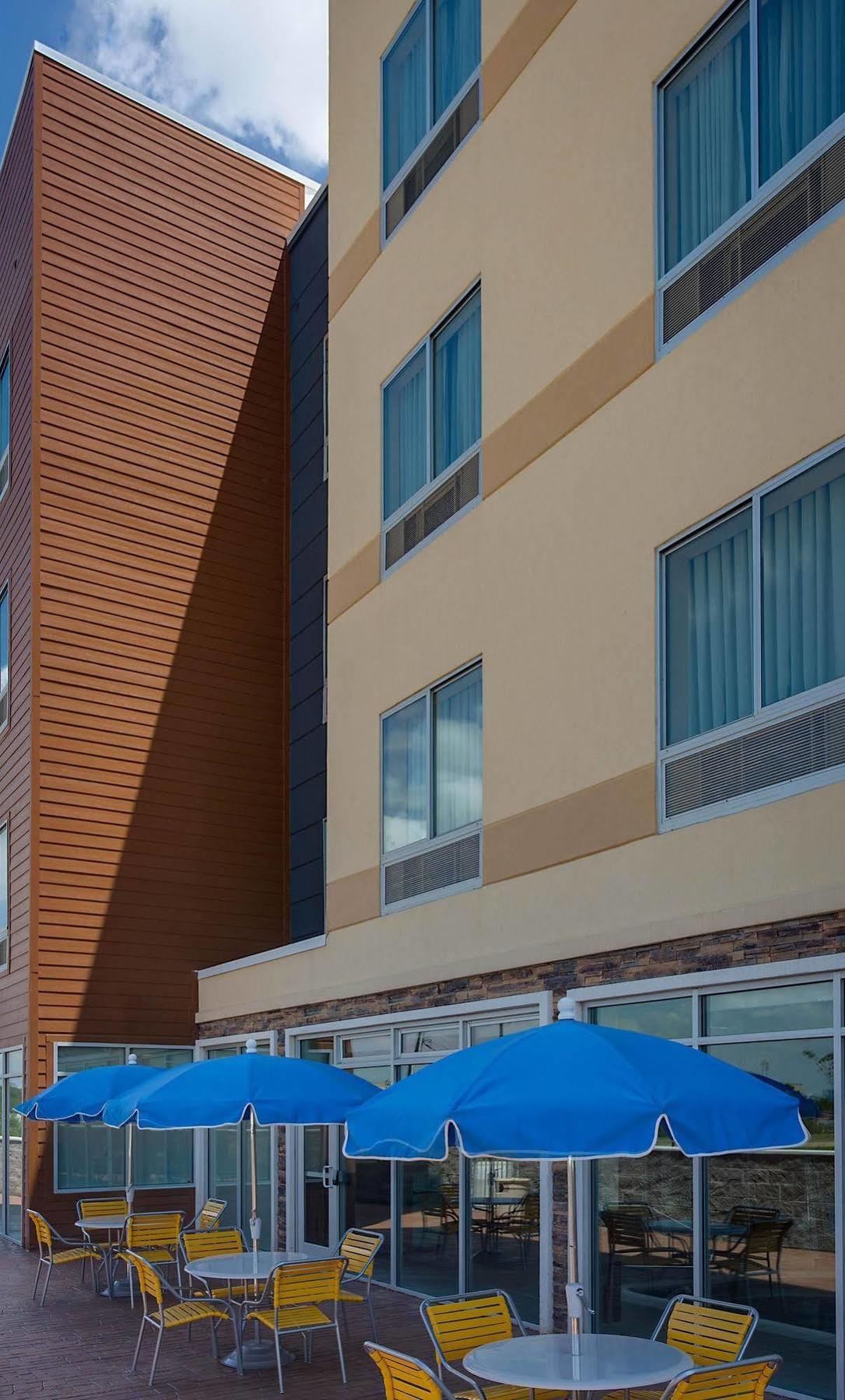 Fairfield Inn & Suites By Marriott Dallas West/I-30 Exterior foto